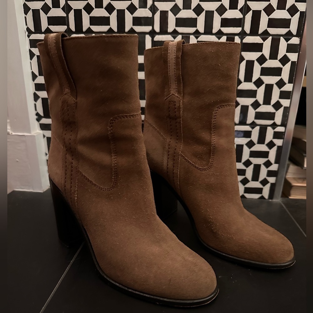 Kate Spade pull-on suede booties, gently used condition